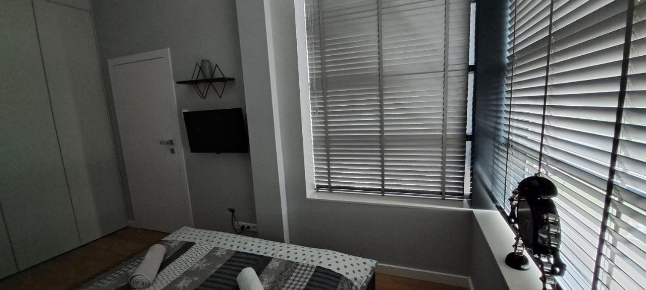 Loft Apartment " Amadeus " Tymienieckiego 25D Łódź Kültér fotó