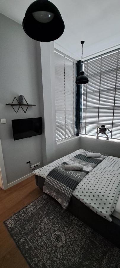 Loft Apartment " Amadeus " Tymienieckiego 25D Łódź Kültér fotó