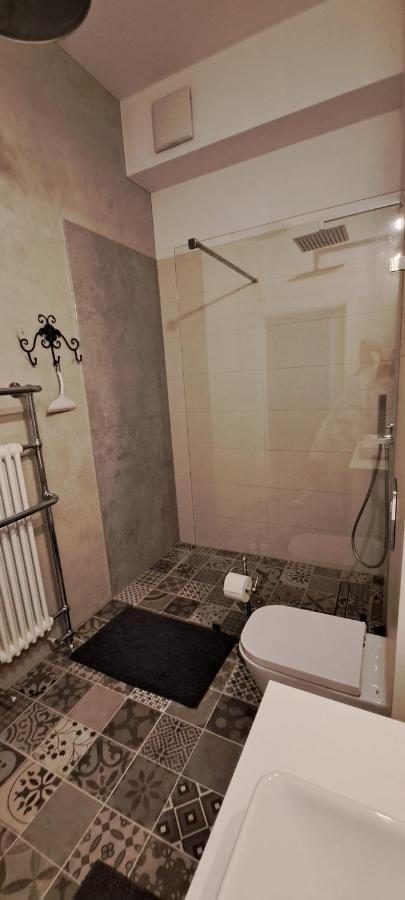 Loft Apartment " Amadeus " Tymienieckiego 25D Łódź Kültér fotó
